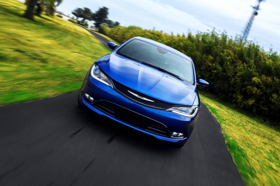  Chrysler 200S AWD (UF) 2014 года  (фото 35 из 46)
